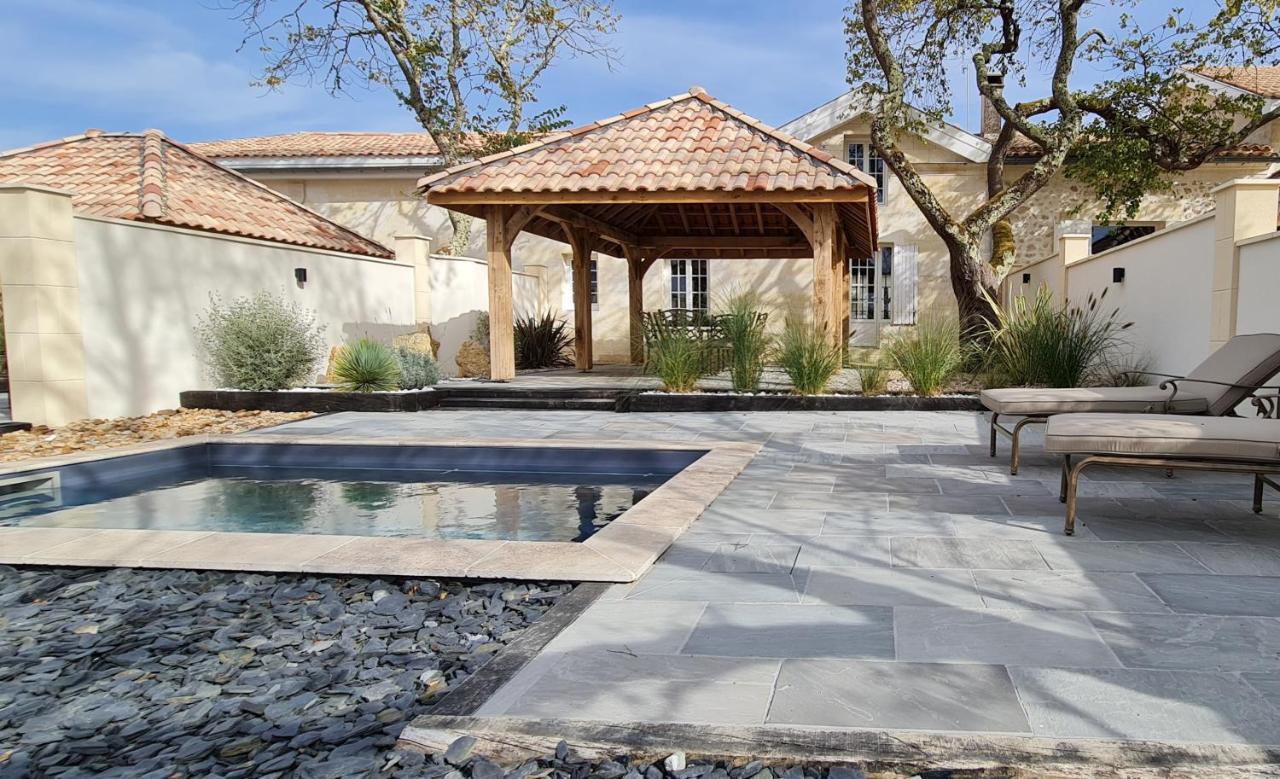 Dom Peyreton Prestige Cottages Set In A Charming Wine Property Villegouge Ngoại thất bức ảnh